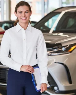 M600W - Ladies Long-Sleeve Oxford with Stain-Release<Harriton Clearance